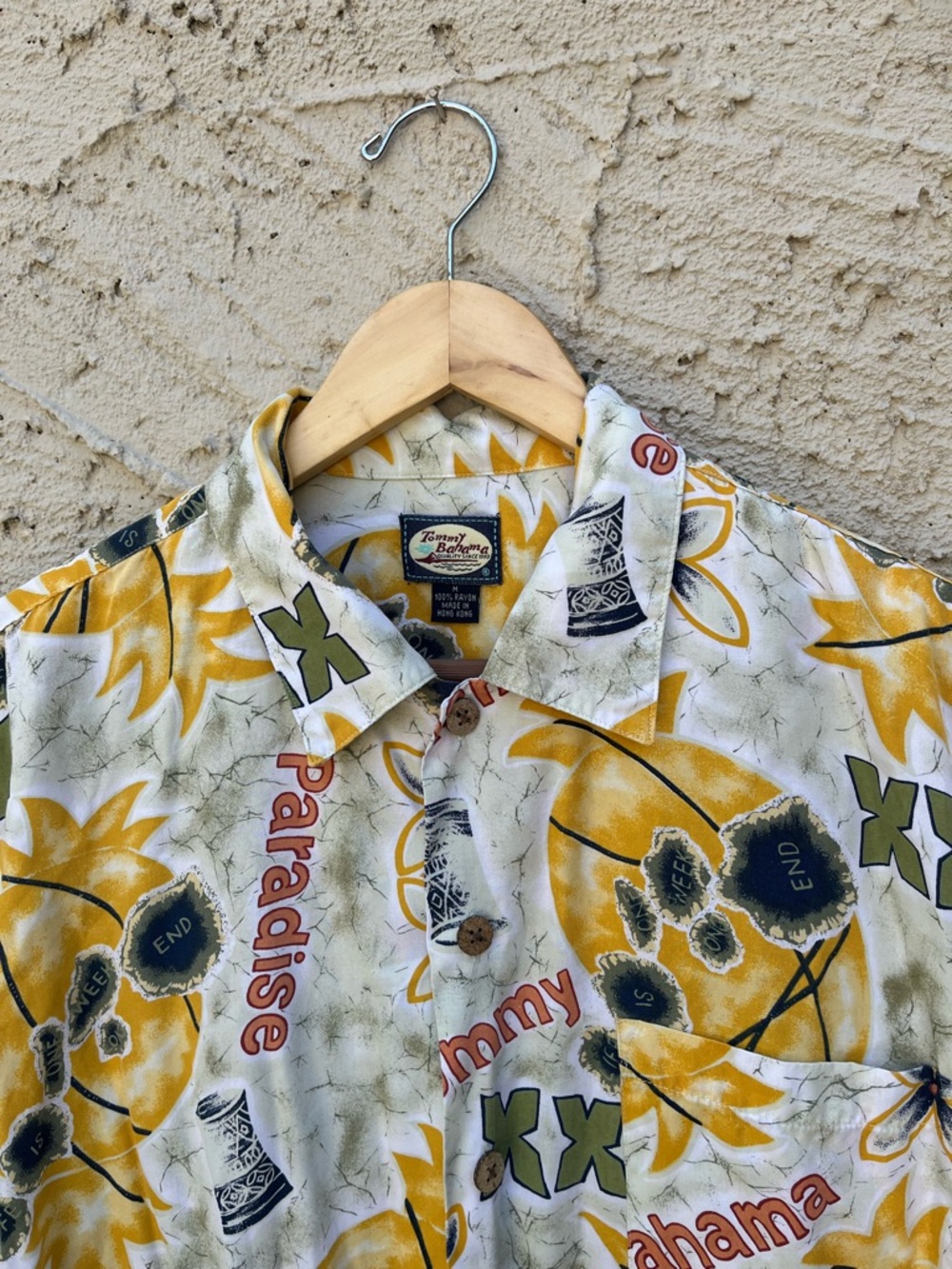 Tommy Bahama Men’s Yellow & White Paradise Print Camp Shirt Rare Rayon Tiki VTG